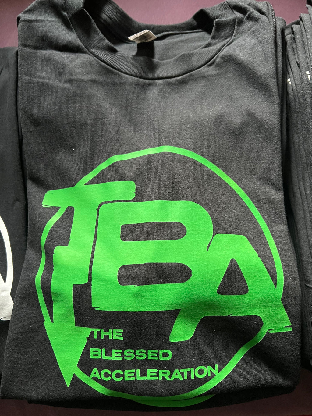 Shirt - TBA Logo grün
