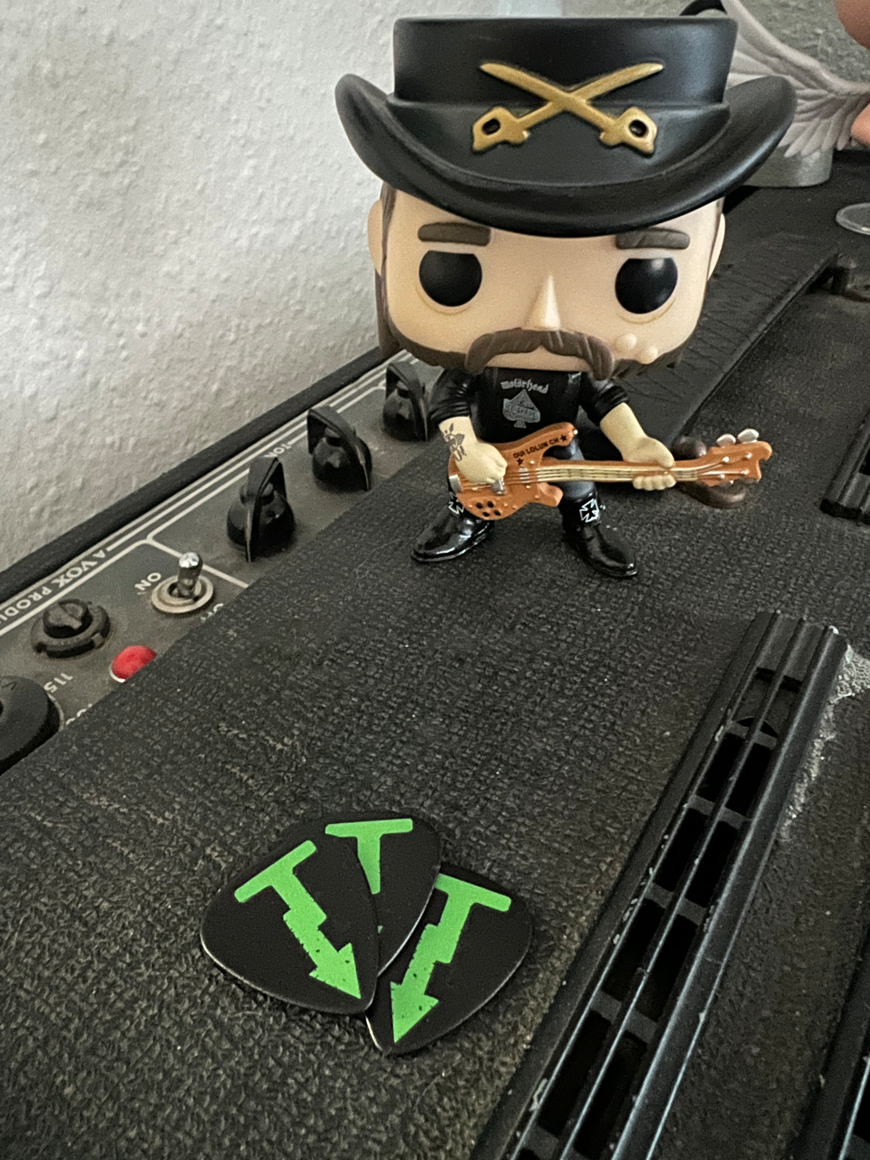 Guitar Picks - TBA Blitz