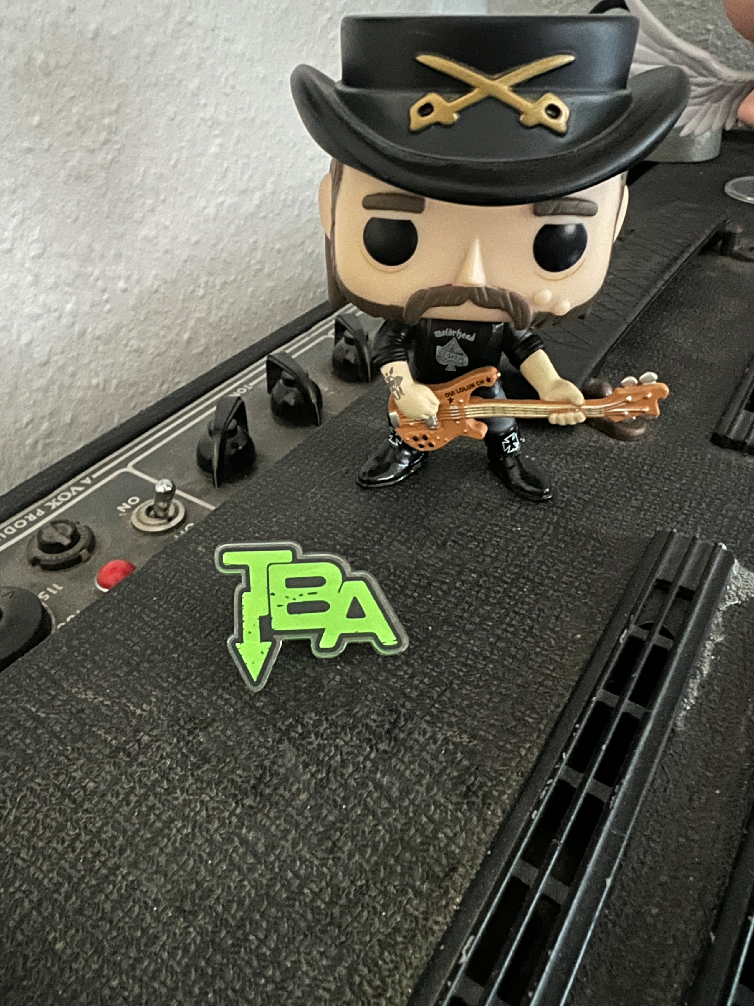 Acryl Pin - TBA Logo